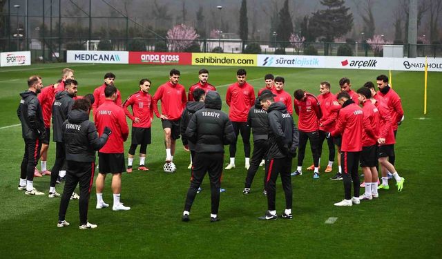 A Milli Futbol Takımı, Romanya maçı hazırlıklarını sürdürdü