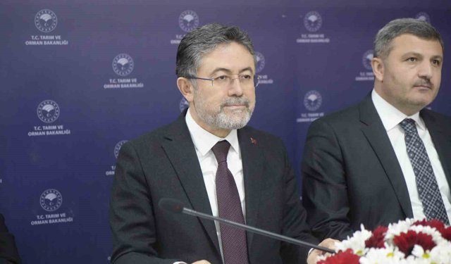 Bakan Yumaklı: 'Gübre stoklarımızda herhangi bir problem yok'