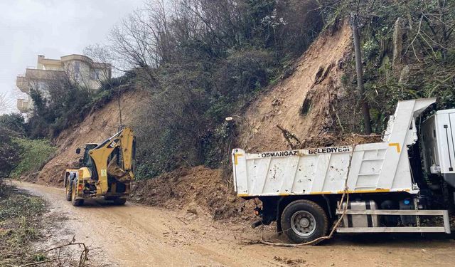 Bursa'da toprak kayması paniği