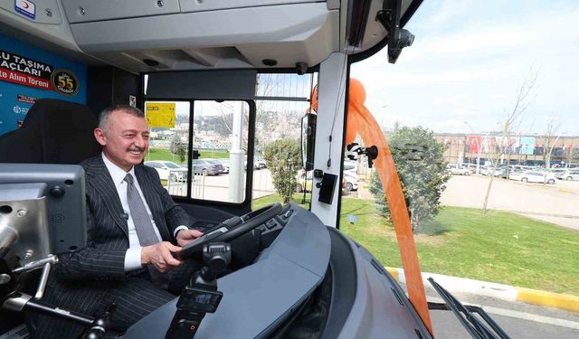 Büyükakın'dan İzmir'e gönderme: 'Sadece kendimizle yarışıyoruz'