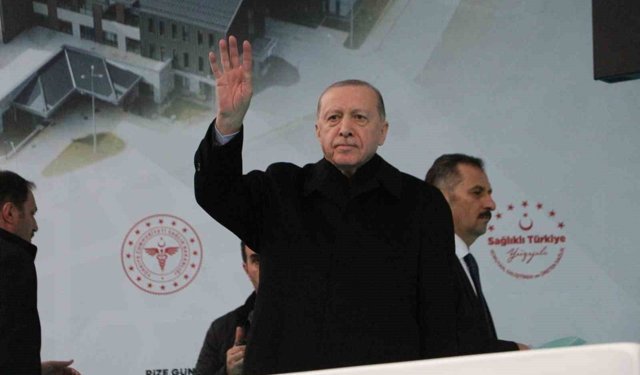 Cumhurbaşkanı Erdoğan: 'Etrafımızda füzeler uçuşuyor ama ana muhalefetin umurunda bile değil'