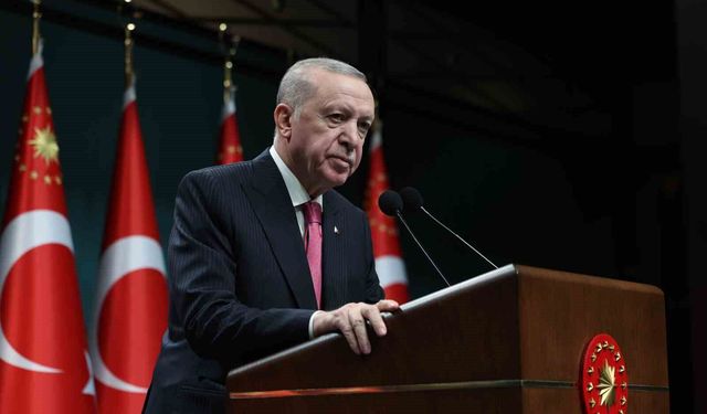Cumhurbaşkanı Erdoğan: '(İran'ın Türkiye'yi hedef alan füzeleri) Türkiye'nin dostluğunu zora sokacak son derece yanlış ve provakatif adımlar atılmaya devam ediliyor'