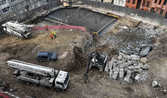Fatih'te 'Recep Tayyip Erdoğan Anadolu İmam Hatip Lisesi Öğrenci Yurdu'nun temeli atıldı
