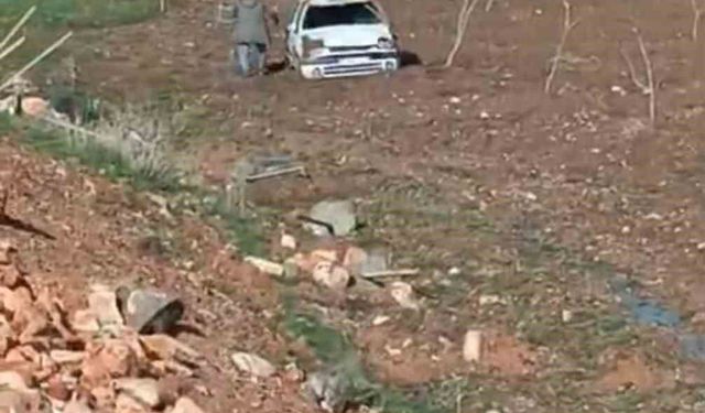 Kurtalan'da otomobil tarlaya uçtu: 1 yaralı
