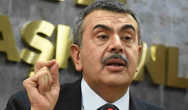 Milli Eğitim Bakanı Tekin: 'CHP'de olanları seyretmekten ülkem adına utanıyorum'