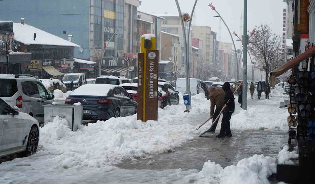 Muş'ta 158 köy yolu kapandı