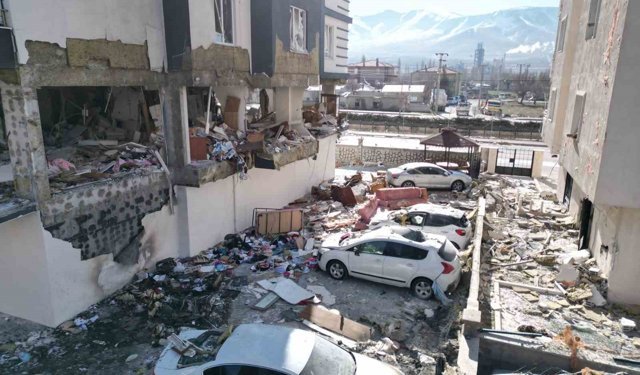 Niğde'deki patlamanın boyutu gün ağarınca ortaya çıktı