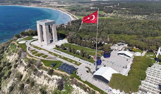 Şehitler Abidesi'nde 18 Mart tören hazırlıkları devam ediyor