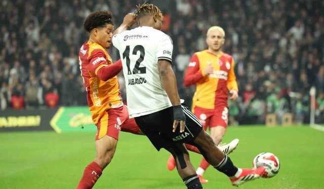 Trendyol Süper Lig: Beşiktaş: 0 - Galatasaray: 0 (Maç devam ediyor)