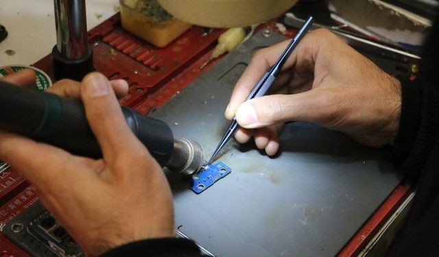 Telefon Arızalarının Büyük Nedeni: Kalitesiz Şarj Cihazları