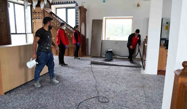 Akçaova TOKİ Camisinde eksikler gideriliyor, ibadete açılış yakın