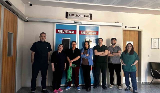 Ameliyathanede başlayan aşk evlilikle taçlandı