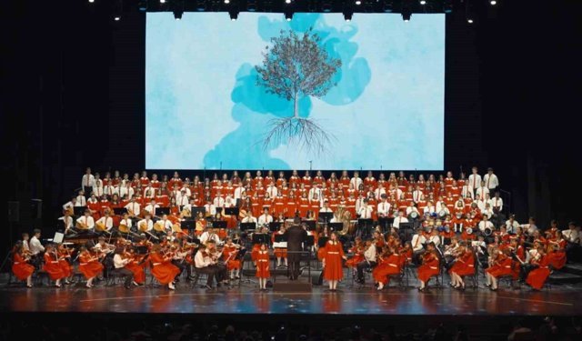 Cumhurbaşkanlığı Çocuk Orkestrası ve Korosu, yaklaşık bin çocukla birlikte 23 Nisan'da sahne alacak