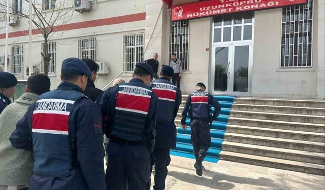 Edirne'de göçmen kaçakçılığı operasyonu: 3 tutuklama