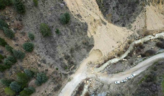 Heyelan sonrası ortaya çıkan görüntü görenleri ürküttü