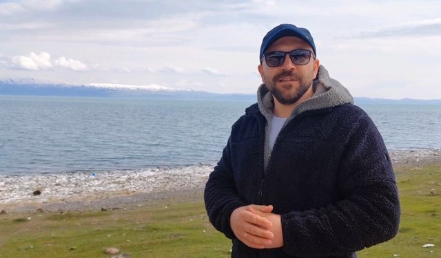 Karların erimesiyle Muradiye Şelalesi coştu