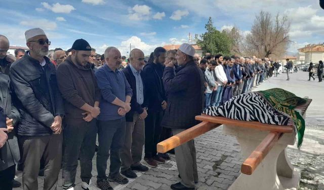 Kazada hayatını kaybeden çocuğa acı veda