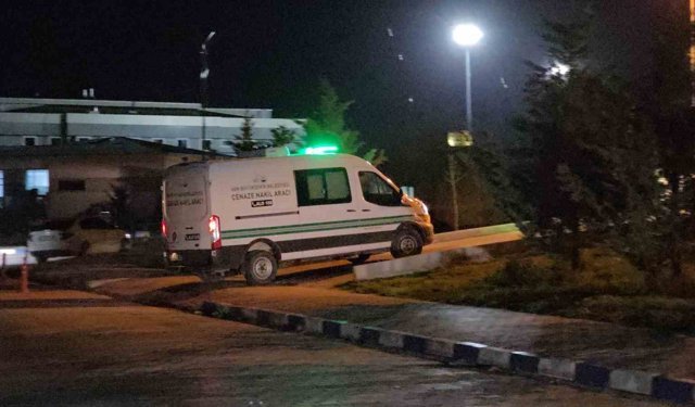 Köpeklerin saldırısında ölen çocuğun cenazesi Adli Tıp Kurumuna sevk edildi