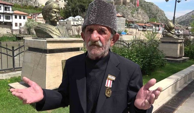 Sattığı keçilerinin parasını alamayan yaşlı adam, sağlığından da oldu