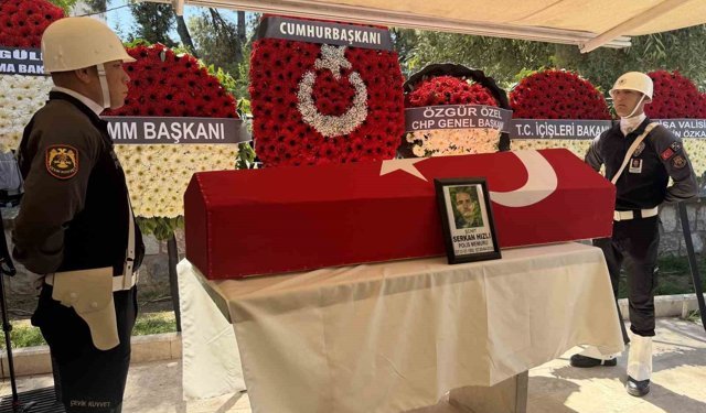 Şehit polisin cenazesinde gözyaşları sel oldu