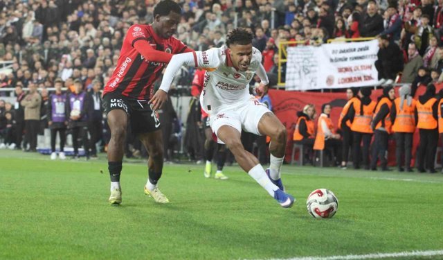 Trendyol Süper Lig: Gençlerbirliği: 1 - Galatasaray: 2 (Maç sonucu)