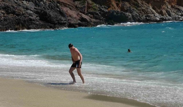 Türkiye'de kış Antalya'da yaz