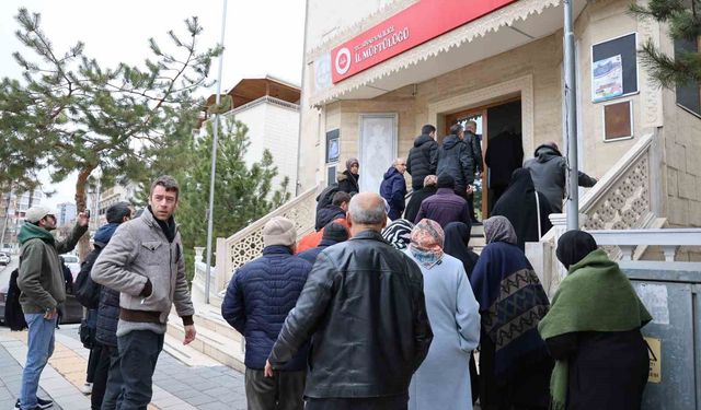 Umre vaadiyle dolandırılmışlardı, kutsal topraklara doğru yola çıktılar