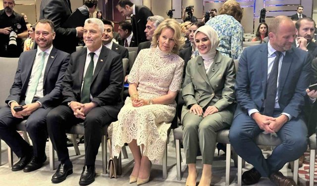 Aile ve Sosyal Hizmetler Bakanı Göktaş: 'İki ülke arasındaki ticaret hacmi oldukça dengeli bir seviyede ilerliyor'
