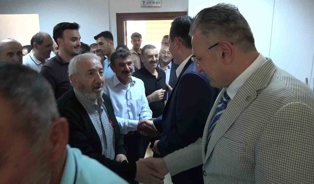 AK Parti üyesi emekli banka müdürü milletvekillerine seslendi: 'Emekliye zam bizi yüzde 70'e götürür'