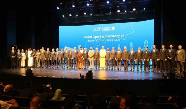 Bakan Bak: 'Konya'mızın 2026 yılı İİT Gençlik Başkenti unvanını büyük bir gururla taşıyacağına inanıyorum'