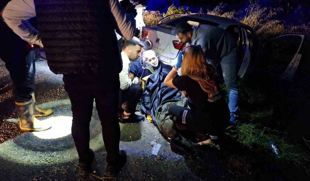Çorum'da iki otomobil çarpıştı: 1'i ağır 7 yaralı