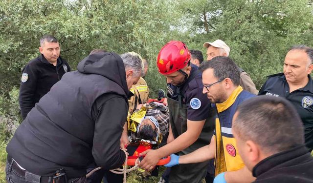 Dereye düşerek akıntıya kapıldı, böyle kurtarıldı