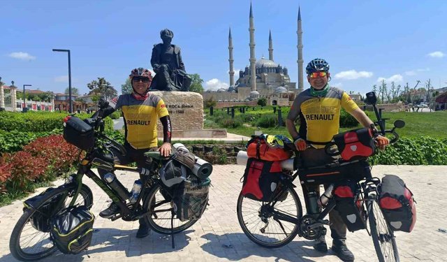 Emekli oldular, bisikletle Türkiye turuna çıktılar