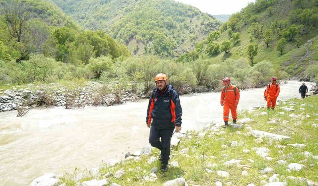 Gülsima Yıldız'ı arama çalışmaları 5'inci gününde de sürüyor