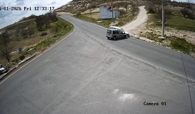 Nevşehir'de iki ticari araç çarpıştı: 1 yaralı