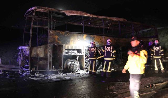 Yolcu otobüsü kazasında acı bilanço: 7 ölü, 1'i ağır 33 yaralı
