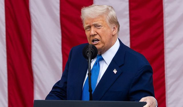 Trump: "İran'a bu gece çok sert bir darbe indireceğiz"