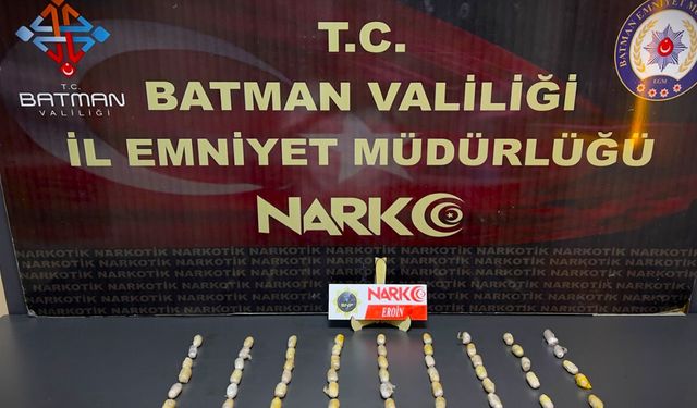 Batman’da Şoke Eden Operasyon: 4 Kişinin Midesinden 353 Parça Uyuşturucu Çıkarıldı