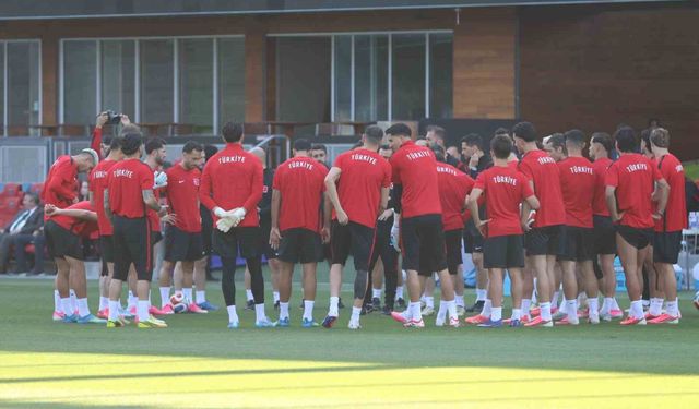 A Milli Futbol Takımı, Paraguay maçı hazırlıklarını tamamladı