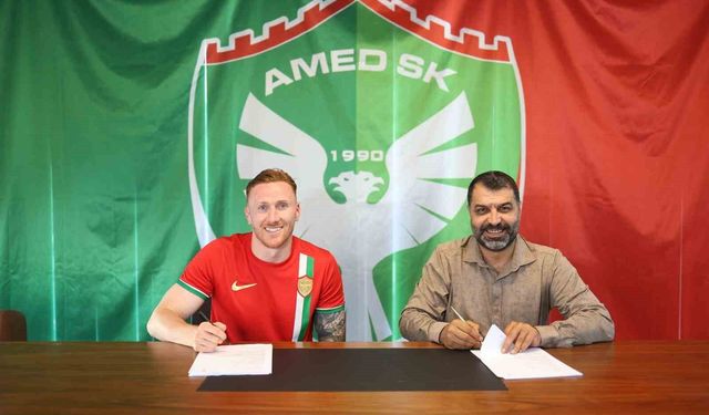 Amed Sportif Faaliyetler, David Bates'i açıkladı