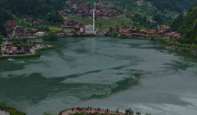 Başkan Genç: 'Marjinal bir grup Trabzon turizmini, Trabzon'a gelen turistleri yargılamak istiyor'