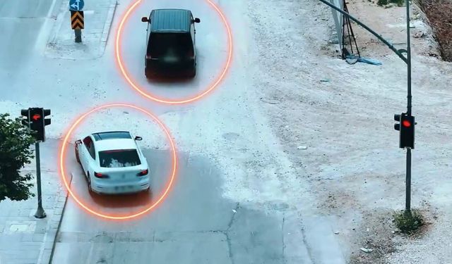 Gaziantep'te kırmızı ışık ihlali yapan araç sürücülerine 21 milyon 530 bin TL ceza