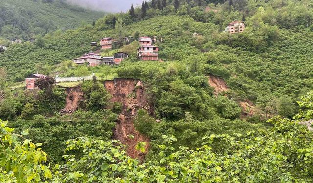 Giresun'da heyelan riski nedeniyle toplam 33 konut tahliye edildi