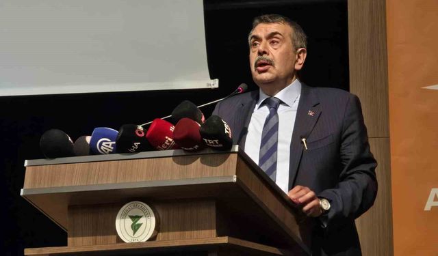 Milli Eğitim Bakanı Tekin: 'Ekrem İmamoğlu Özgür Özel ilişkisini Tosun Paşa filmine benzetiyorum'