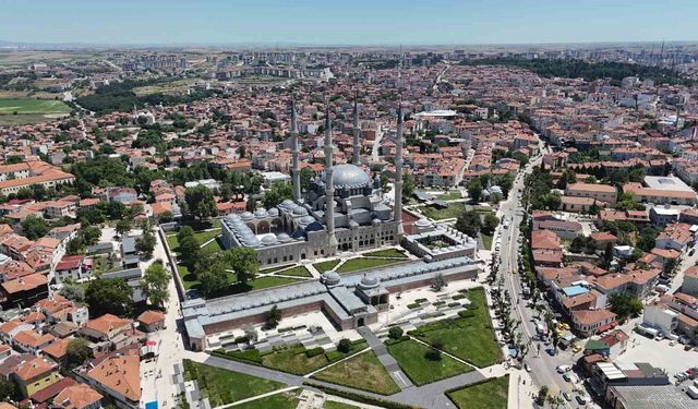 Selimiye'de tarihi gün: Cumhurbaşkanı Erdoğan'a Edirne'de büyük sevgi seli