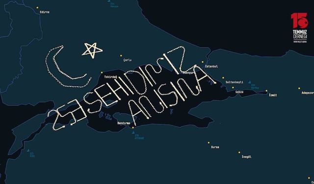 15 Temmuz şehitleri anısına İHA'lardan 253 kilometrelik rotada ay-yıldızlı radar izi