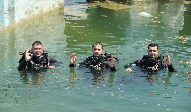 'Balık Adamlar' Sakaryabaşı'nda eğitimlerini sürdürüyor