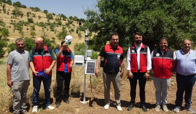 Batman'da bağ ve Antep fıstığı bahçelerine 'tahmin ve erken uyarı sistemi' kuruldu
