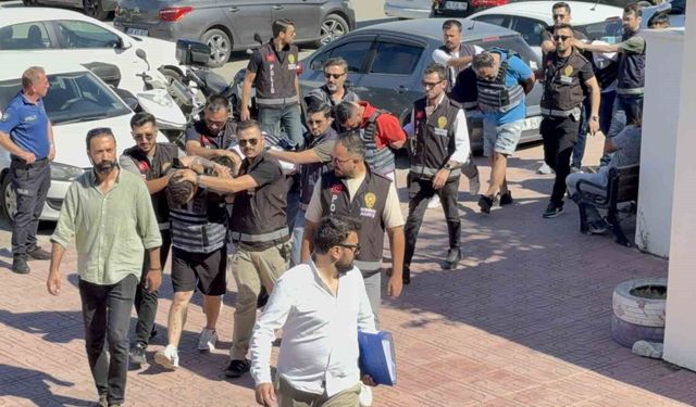 Bitez'deki cinayet soruşturmasında 7 şüpheli adliyeye sevk edildi