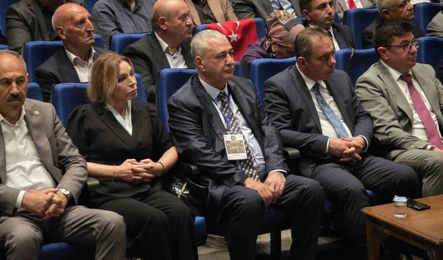 Dört ülkeden Karapapak Türkleri Kars'ta buluştu